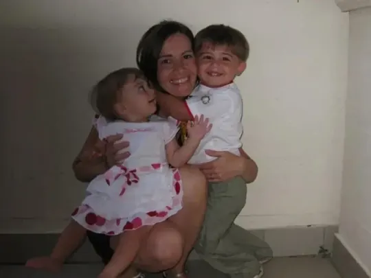Romina, mom of two